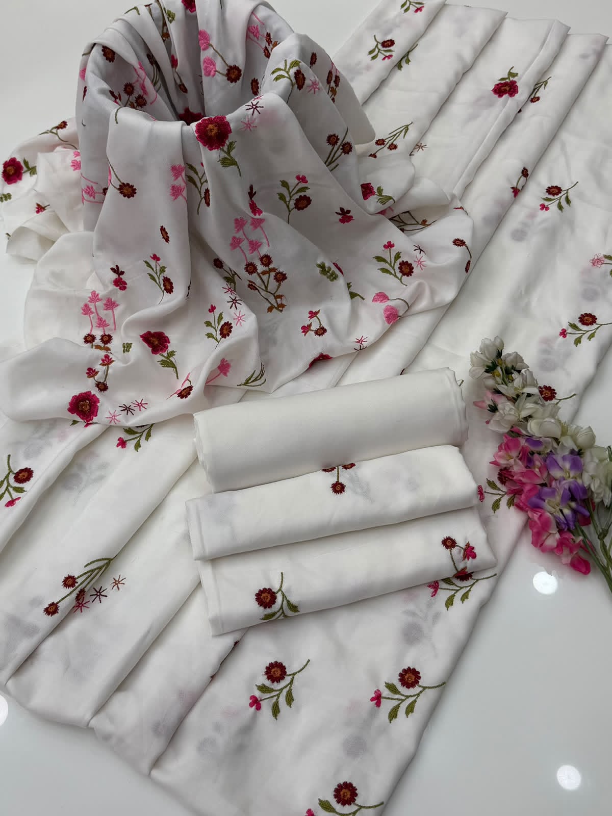 Breeze Embroidered Dhanak 3 Pc Unstitched Suit with Embroidered Shawl