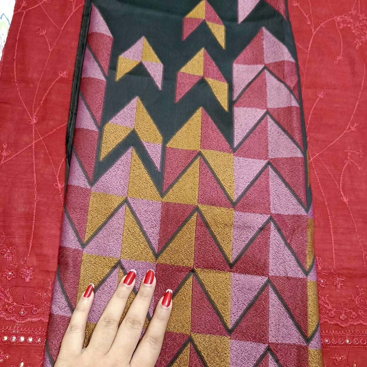 Motifs Premium Khaddar 4 PC Embroidered Unstitched Suit