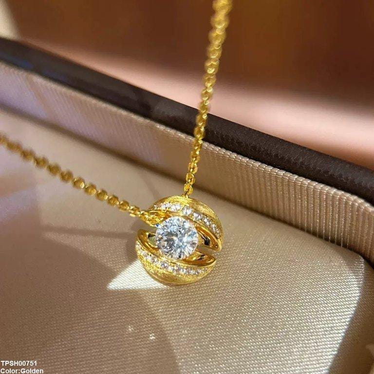 Shell Shape Zircon Pendant – Golden Elegant Necklace