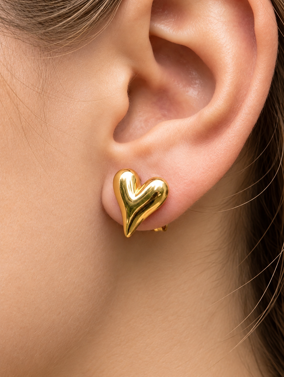 Elegant Heart Stud Earrings