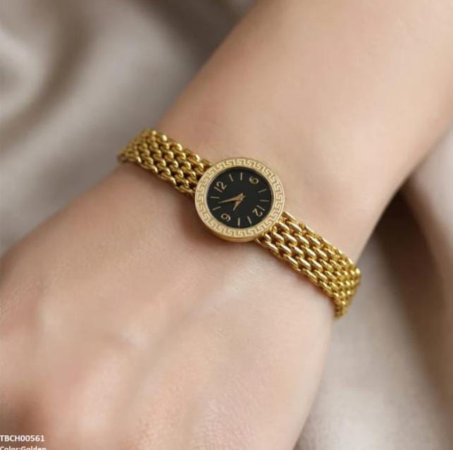 Gold Stainless Steel Watch-Style Bracelet for Women – Elegant Black Dial Design